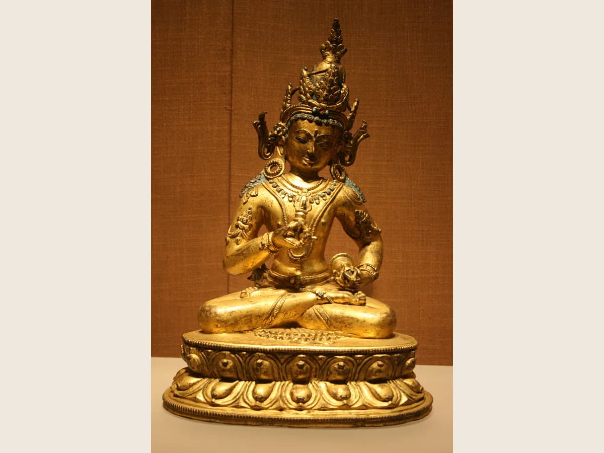 Yuan dynasty Chinese Buddhist statue