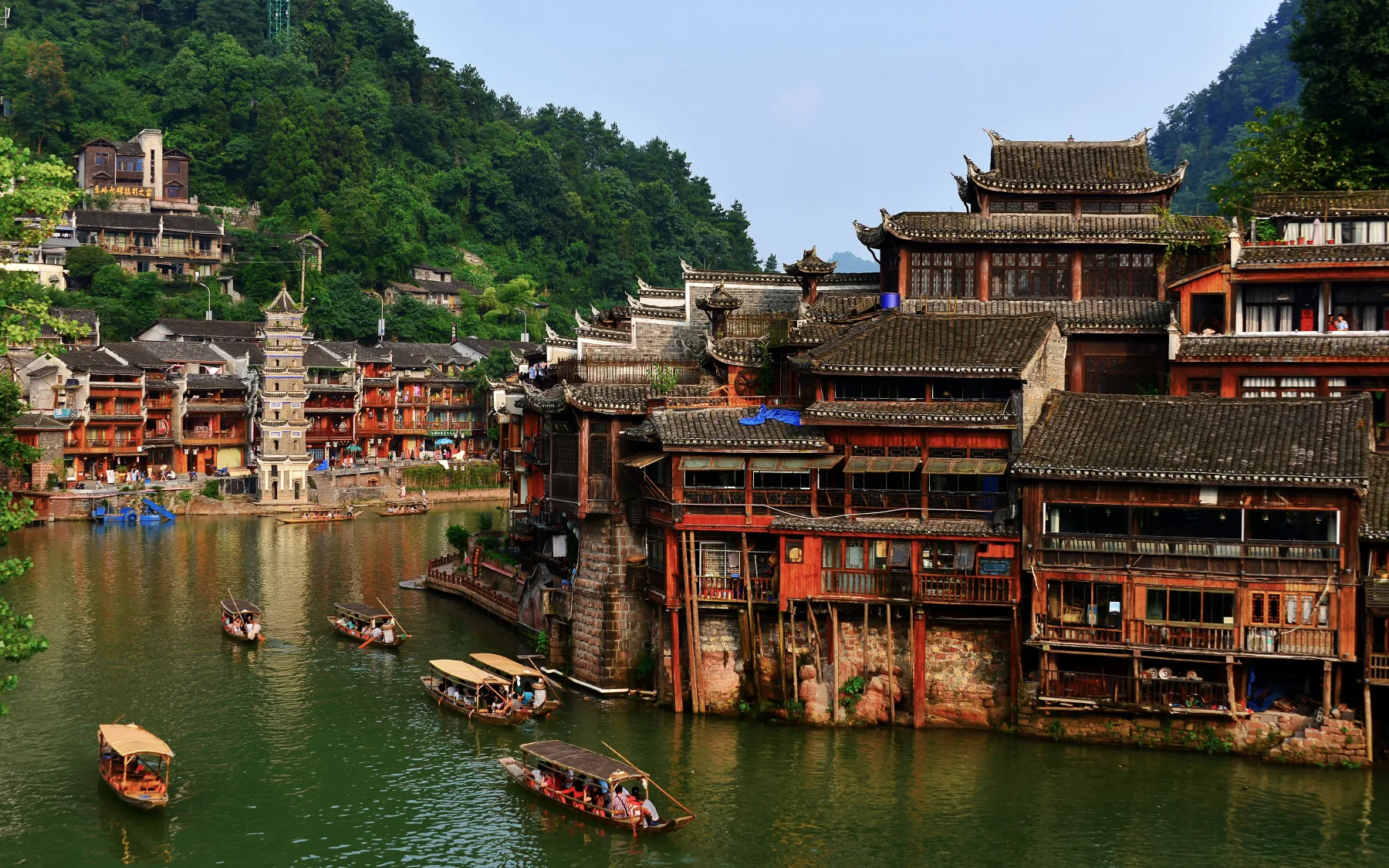 Riverside city architecture for readers planning travel to China