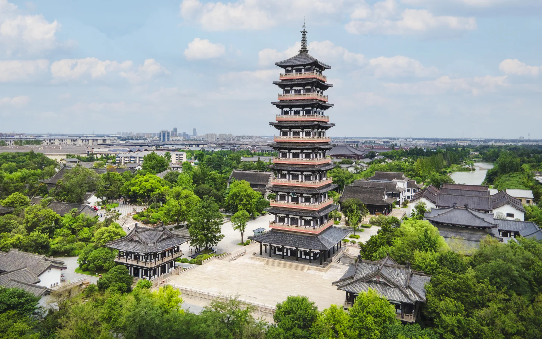 Daming Temple pagoda rising above its green temple precinct in Yangzhou
