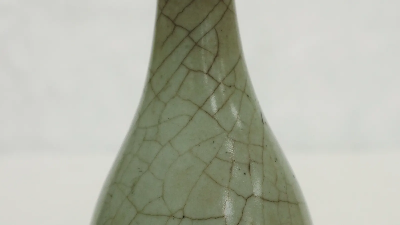 Crackled ceramic vase traditionally associated with Ge ware, showing how form and inherited attribution travel together