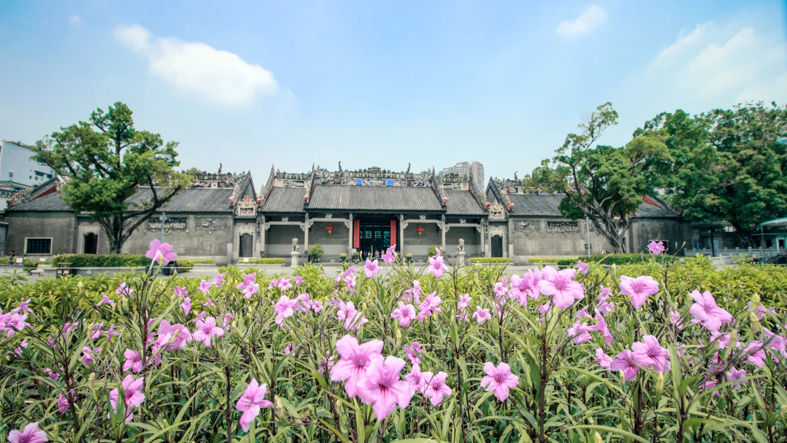 Courtyards, carved roofs and decorated halls at the Chen Clan Ancestral Hall in Guangzhou