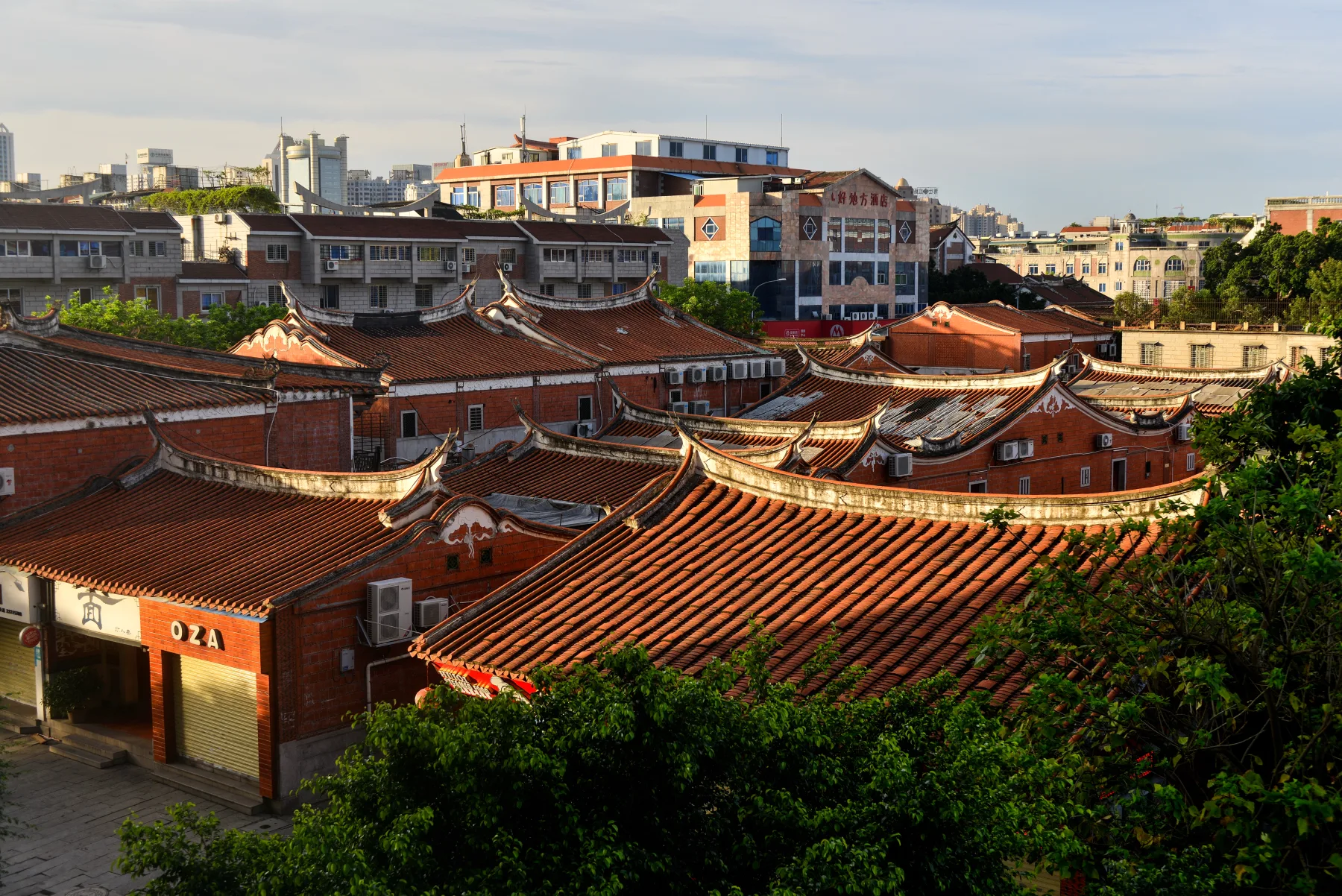 Red-brick Minnan roofs layered across Quanzhou old city