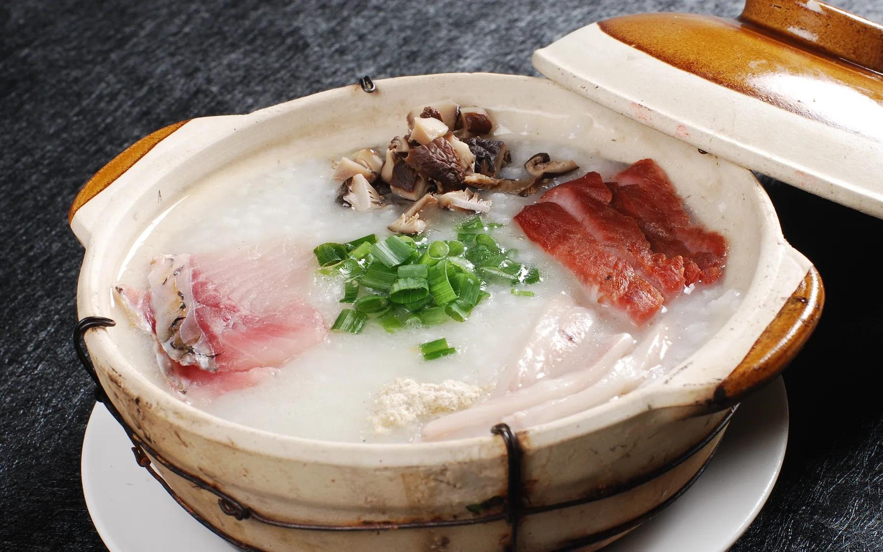Guangzhou food guide to Liwan-style sampan congee with fish, meat, peanuts and scallion