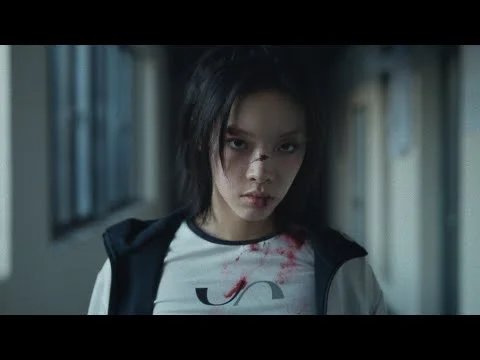 Lexie Liu in MAGICIAN official music video