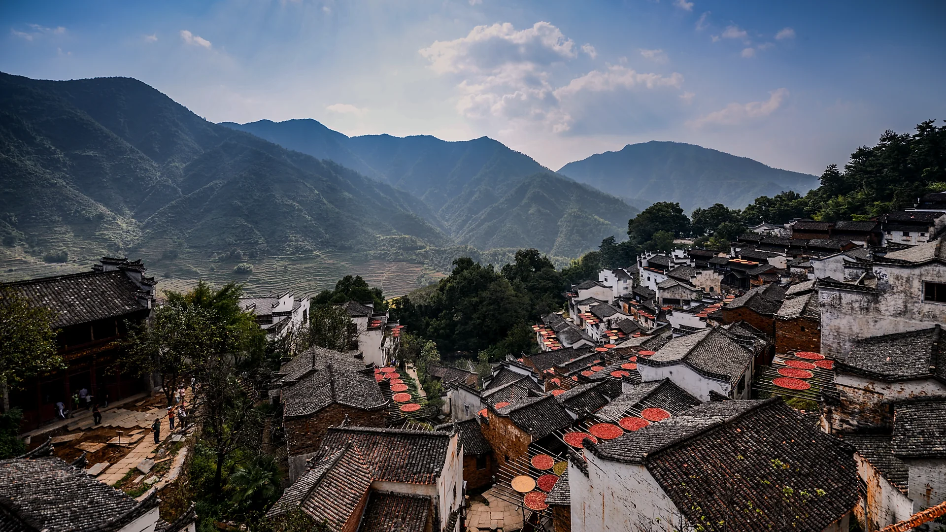 Wuyuan Huangling village in the mountains for readers planning travel to China
